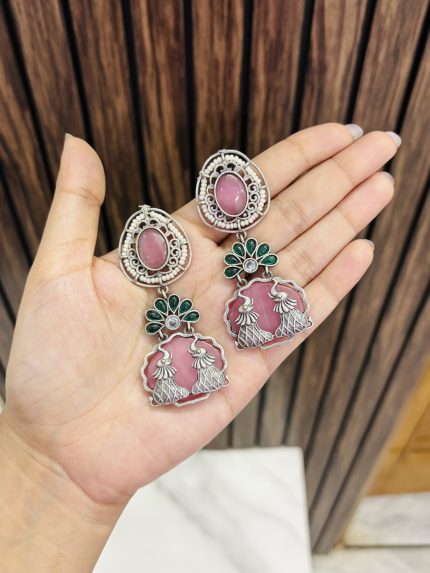 2 mor brass earrings pink