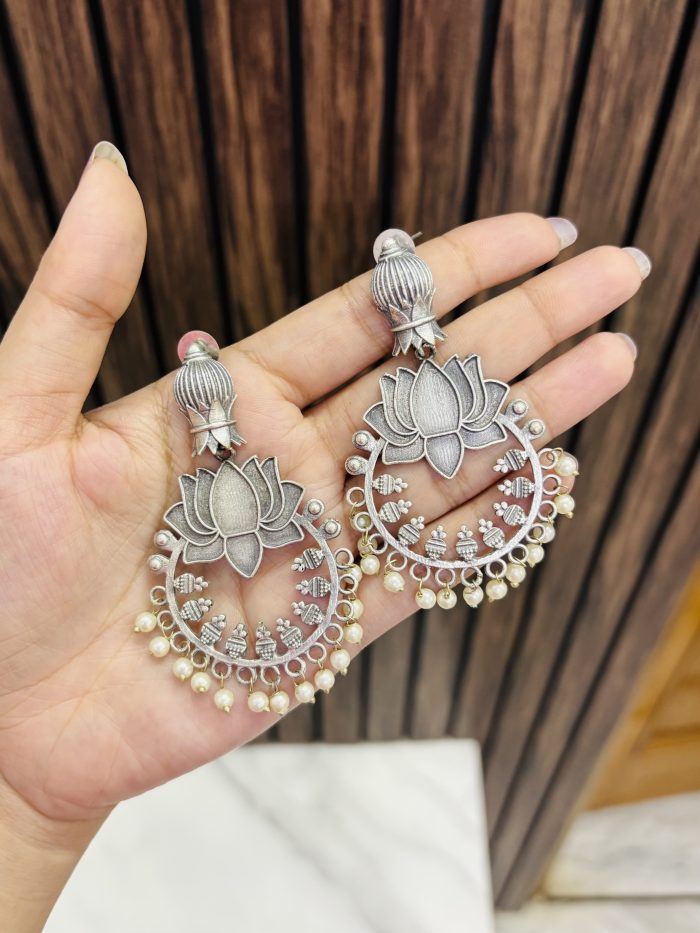 lotus brass earrings - Image 1