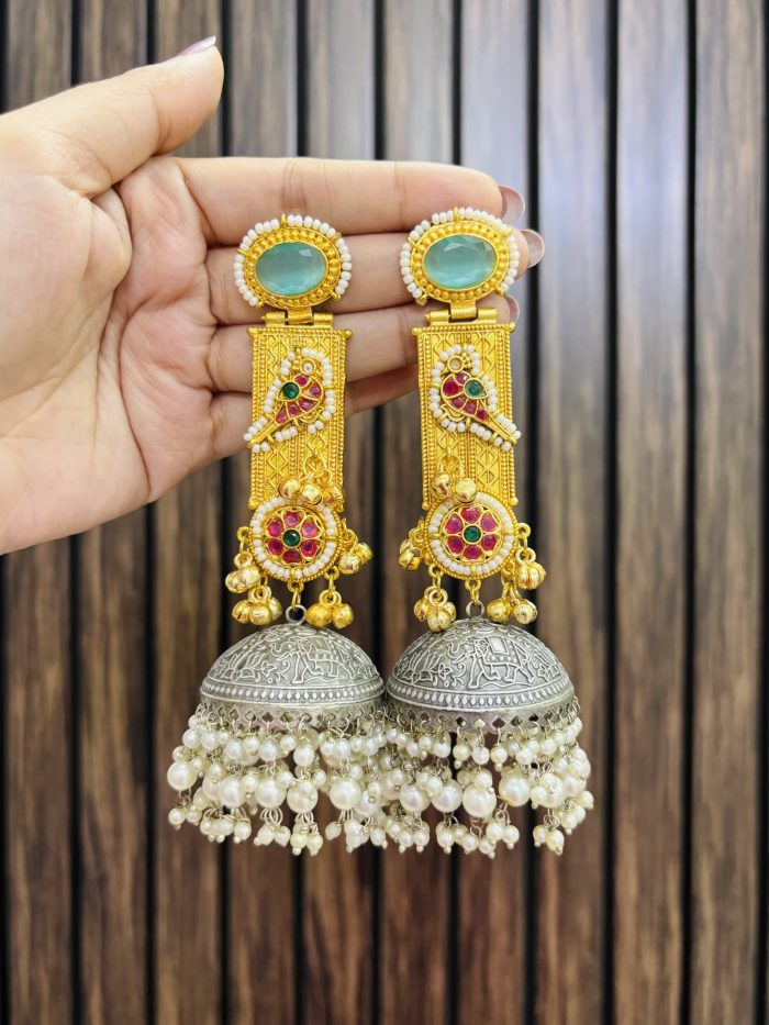 Supriya bird brass earrings mint - Image 1