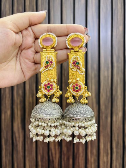 Supriya bird brass earrings pink