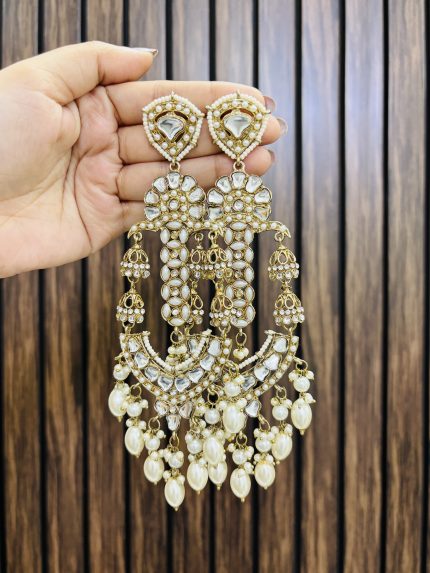 Vishi long earrings white