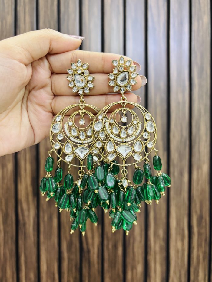 Shubhangi earrings green - Image 1