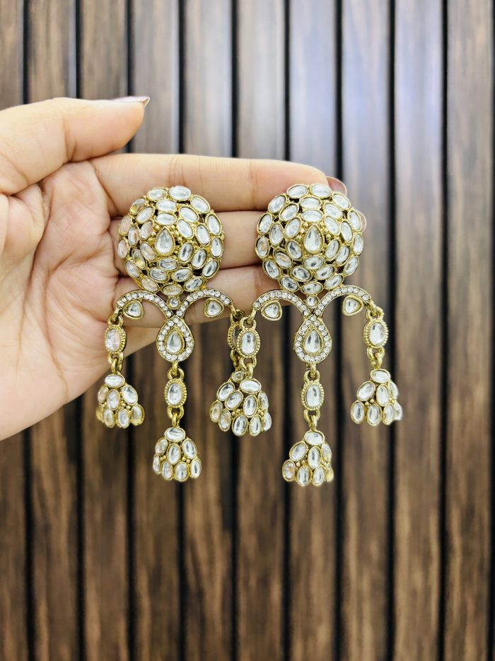 Sakshi earrings - Image 1