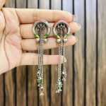 Machli brass earrings