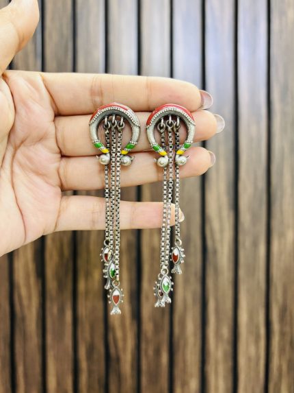Machli brass earrings