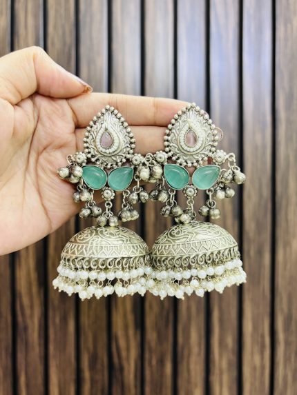 Sonakshi brass earrings mint