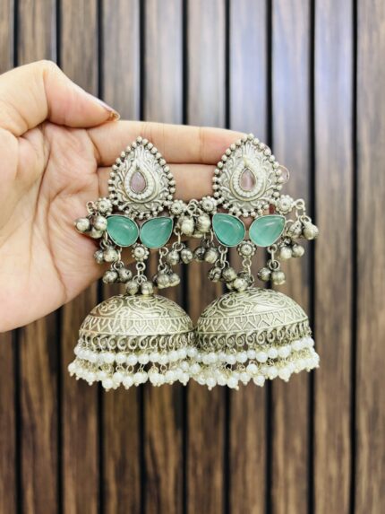 Sonakshi brass earrings mint