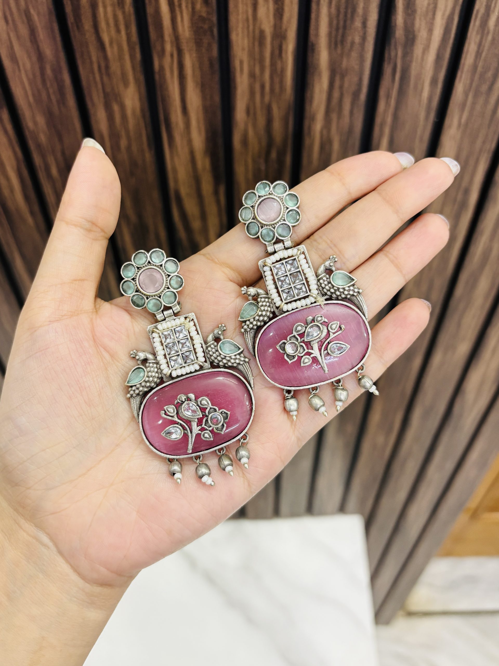 IMG_7098 Ziya brass earrings pink - Image 1