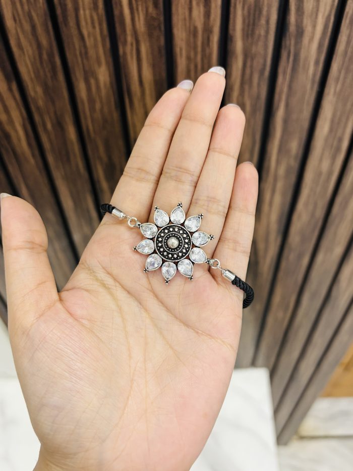 Flower bracelet - Image 1