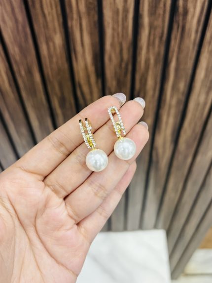 cute small pearl earrings