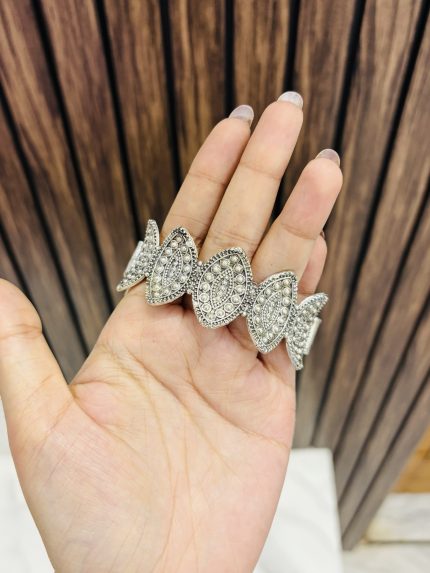 leaf bracelet