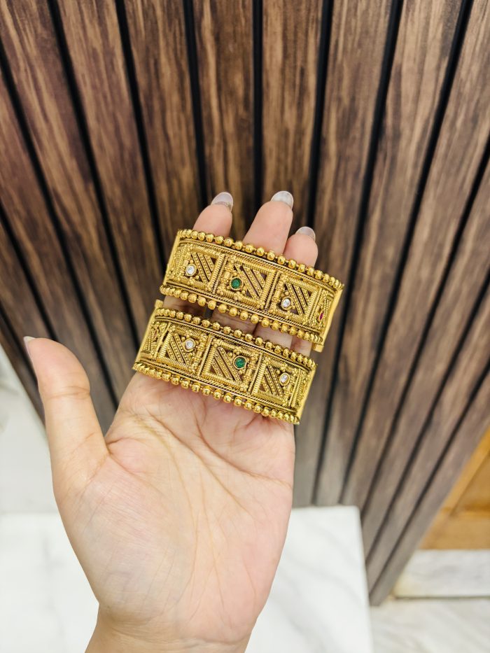 Gold a like Square kade - Image 1