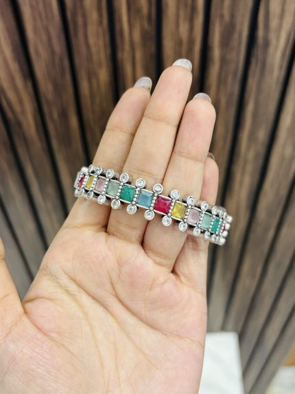 Multi bracelet quantity 1