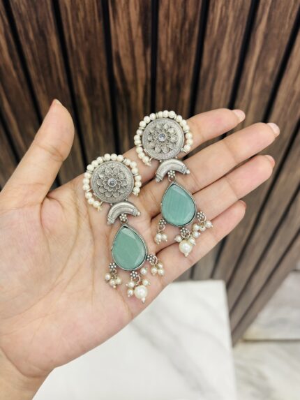 Bhavna brass earrings mint