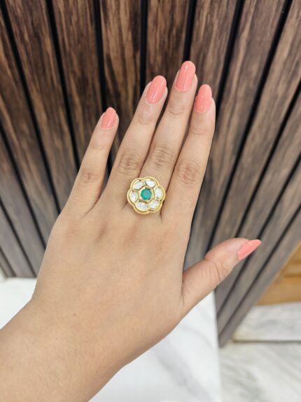 Flower kundan ring green