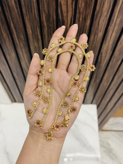 Aastha anklet pair