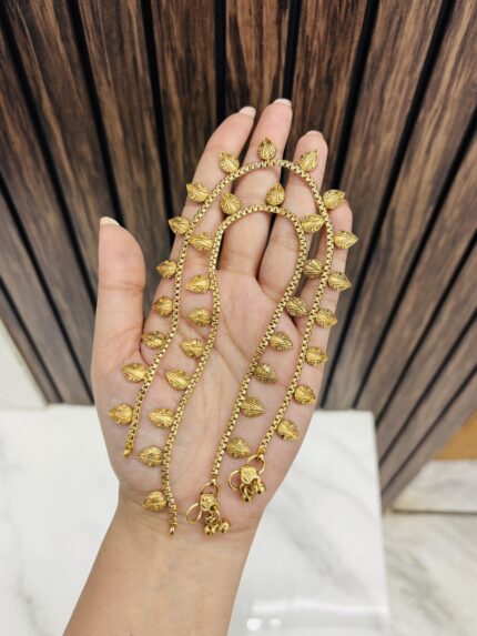 Leaf anklet pair