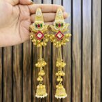 Anokhi brass earring