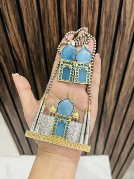 Tajmahal brass necklace blue