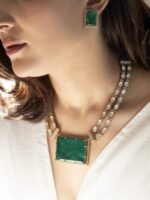 Big square ad necklace - Image 3