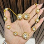 Saumika choker
