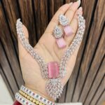Aarohi ad necklace pink