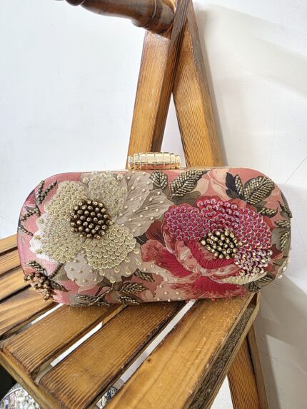 Floral clutch pink