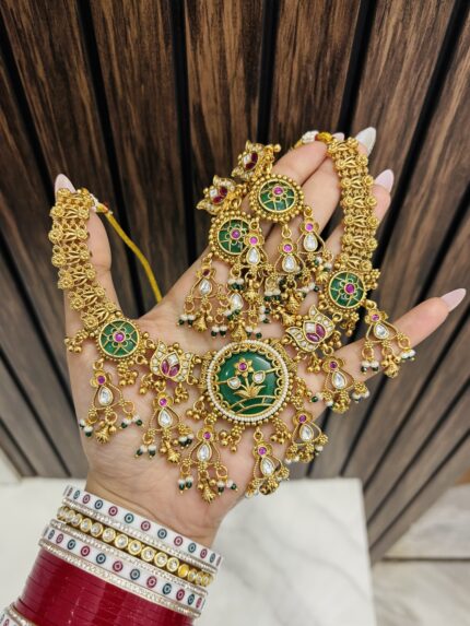 Manisha gold a like necklace