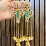 Roshini brass earrings Mint