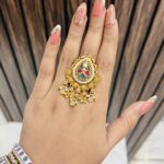 Gold a like ring 5