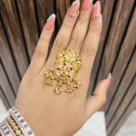 Gold a like ring 11