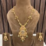 Navya necklace