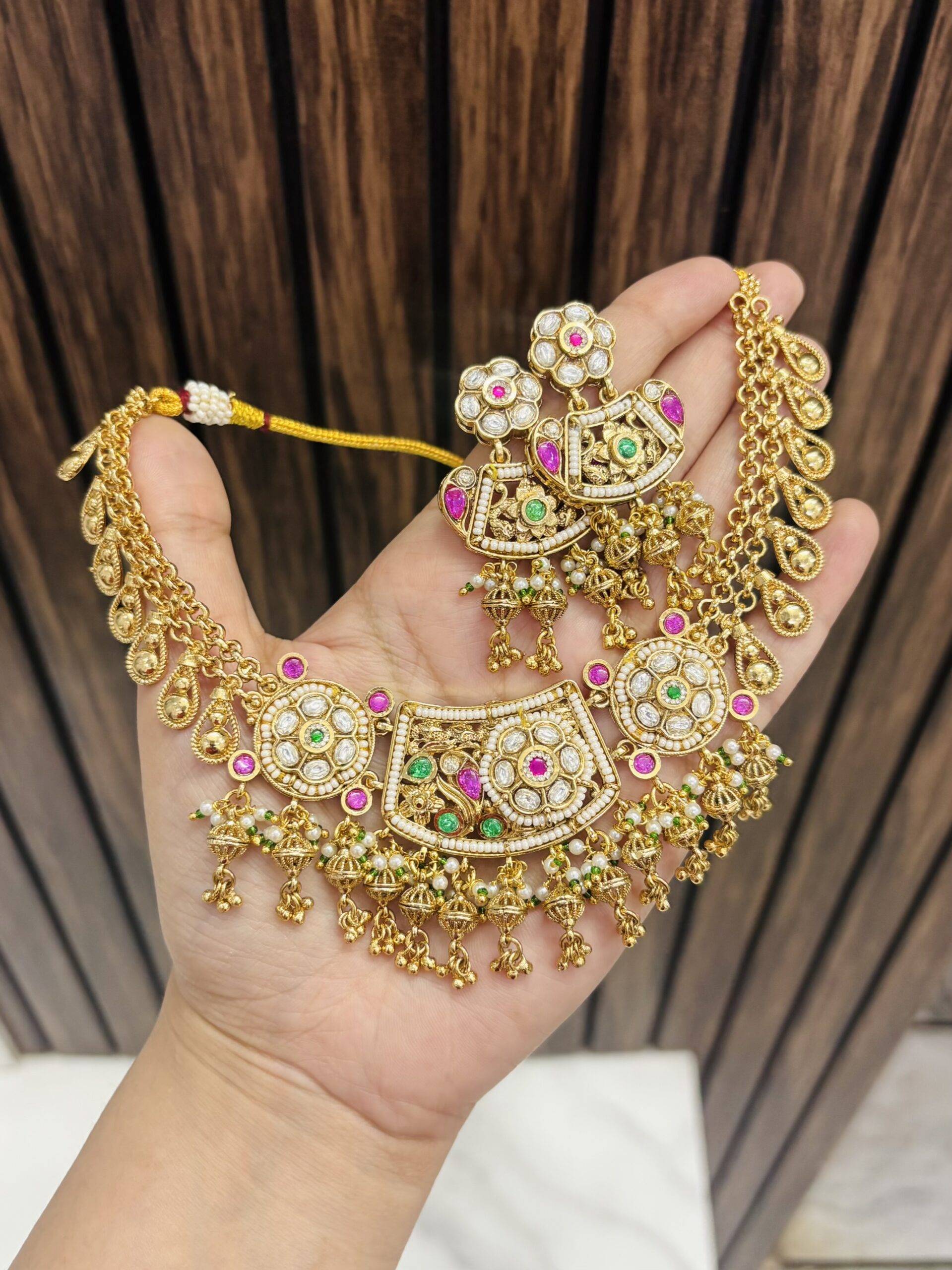 IMG_7982-compressed Saniya necklace Ruby-green - Image 1