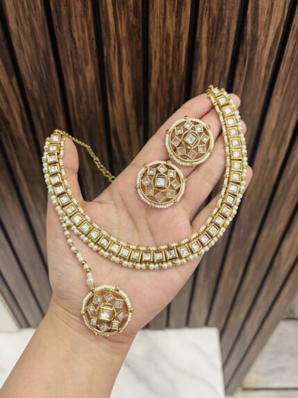 Square stone necklace