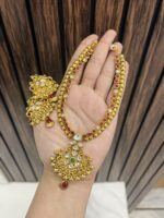 Vidya golden necklace green