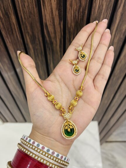 Sonali necklace green