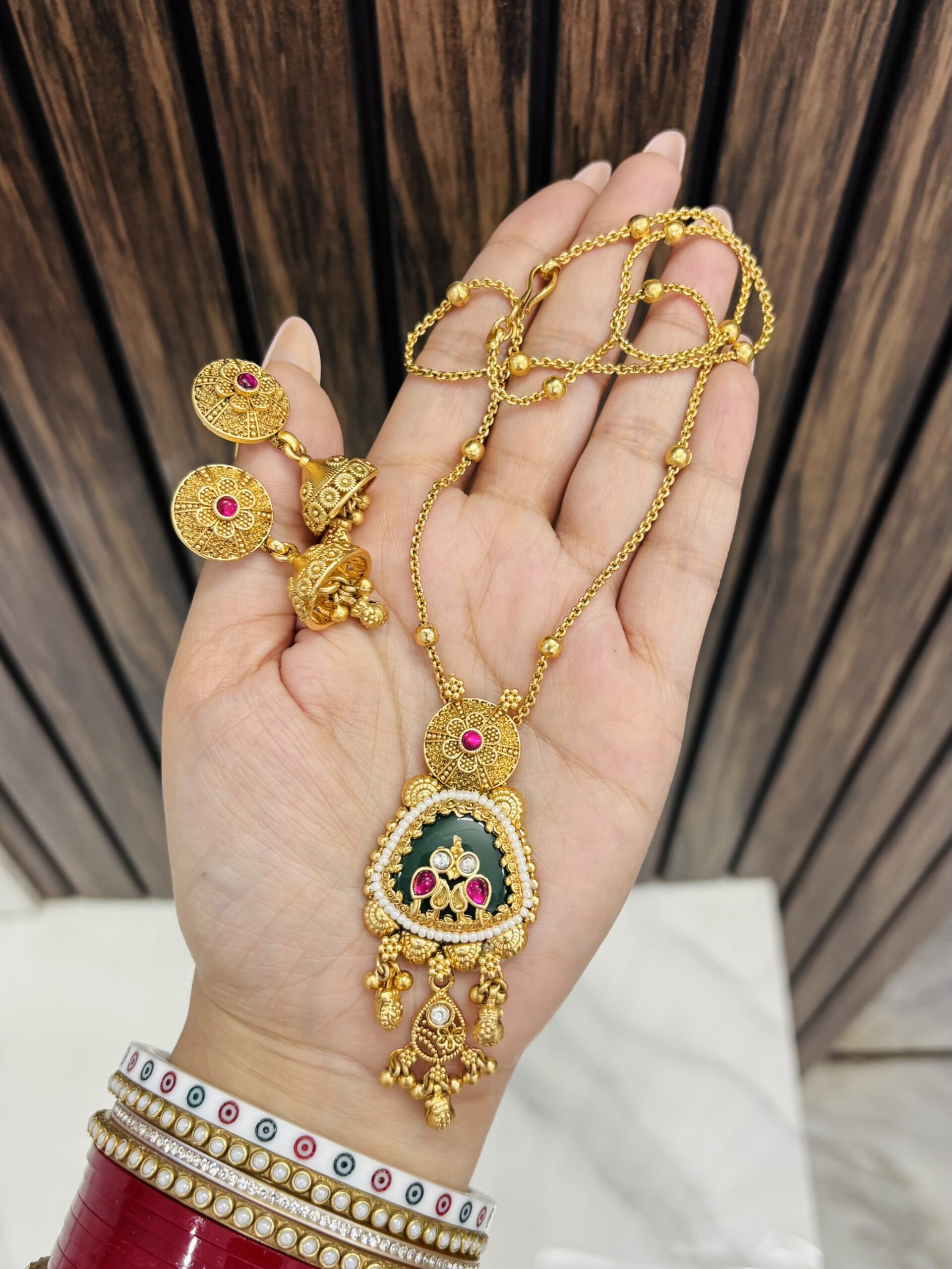 IMG_9634-compressed Deeksha necklace Green - Image 1