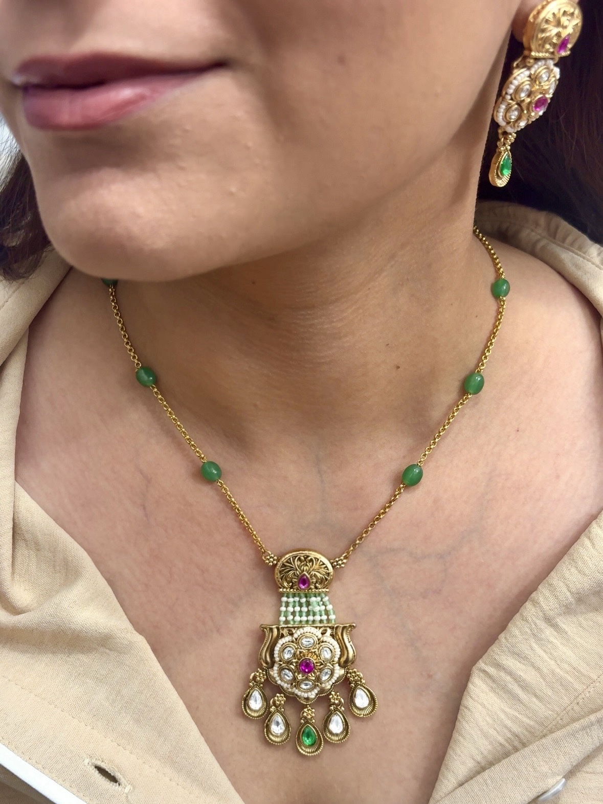 Screenshot Aishani necklace mint - Image 1