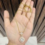 Amazing tarnish necklace