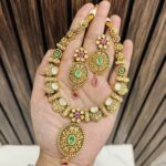 Vihana gold alike necklace