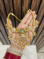 Tara gold alike necklace with earrings