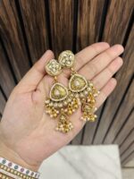 Tara gold alike necklace with earrings - Image 2