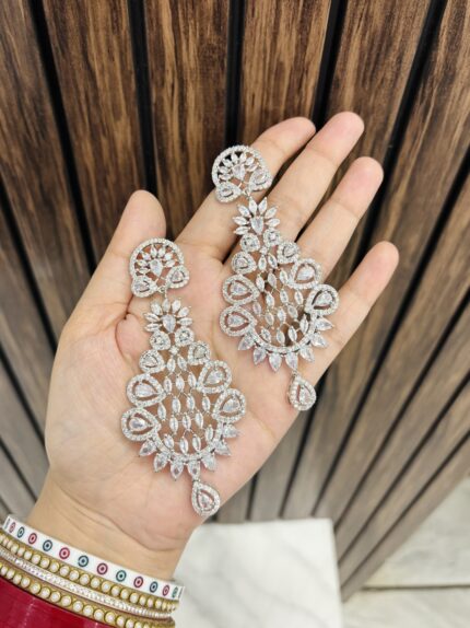 Akansha ad Earrings