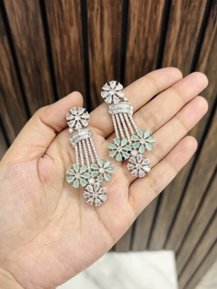 Palak ad Earrings Mint
