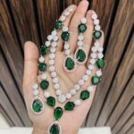 Two layer ad necklace Green