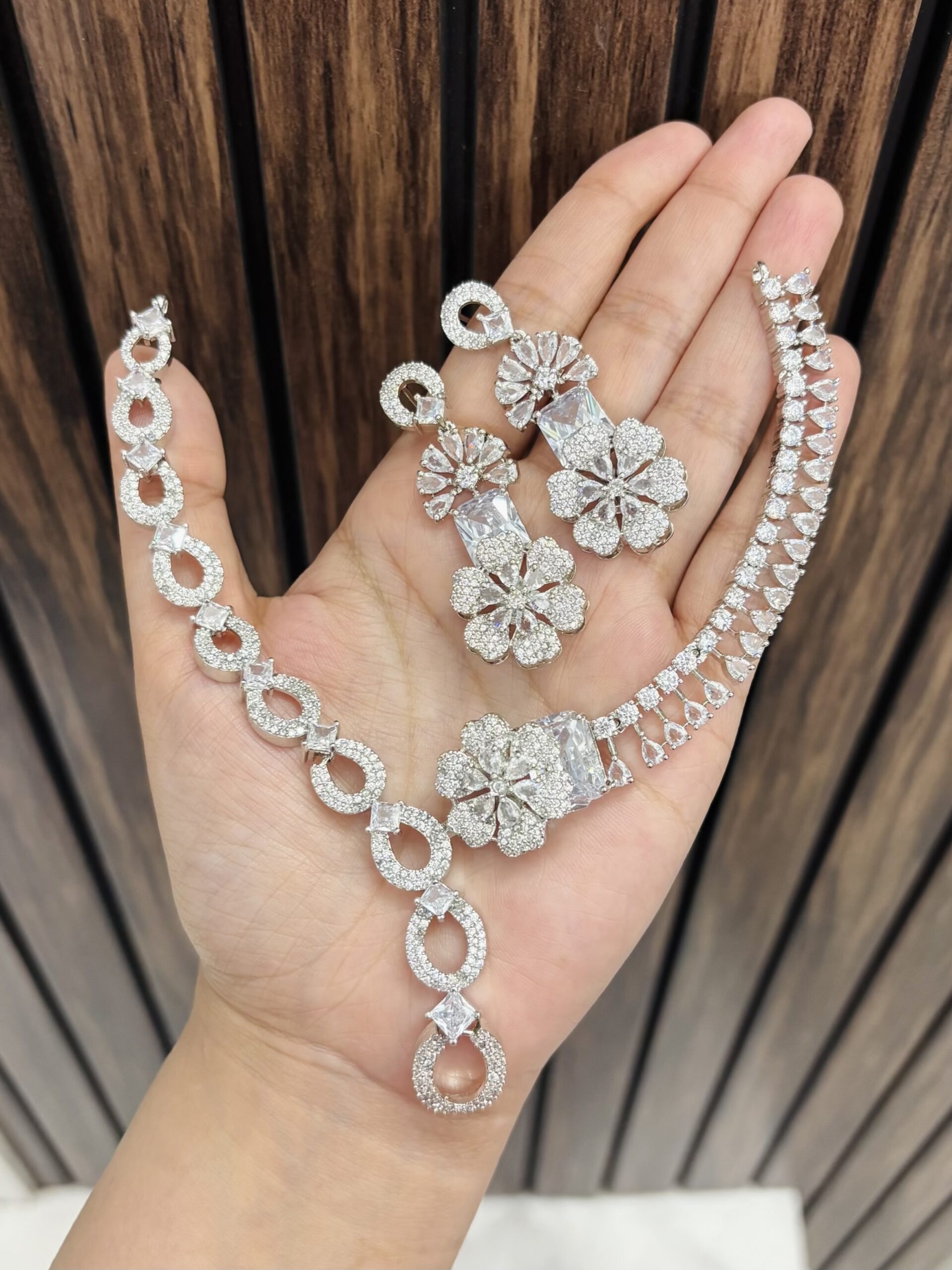 IMG_3751-compressed Sudha ad necklace - Image 1