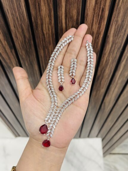 Leaf drop ad necklace Ruby