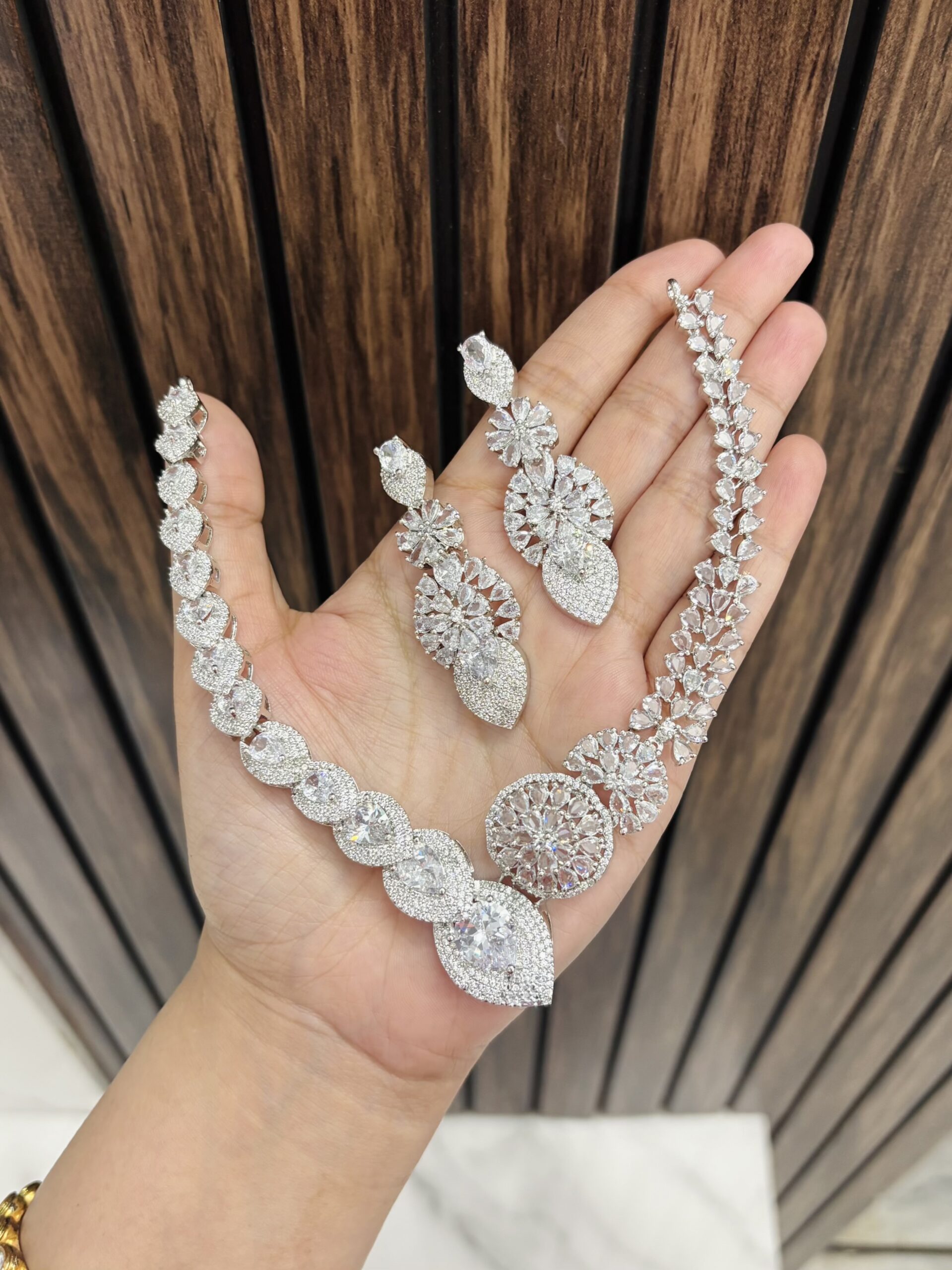 IMG_3773-compressed Anju ad necklace - Image 1