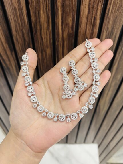 Shashi ad necklace