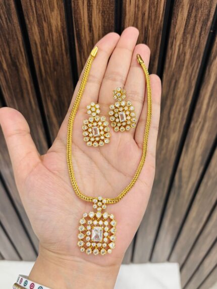 Muskan necklace
